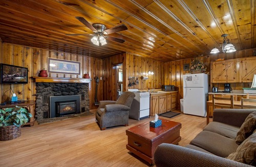 Greer Cabin | Lazy Trout Aspen Cabin