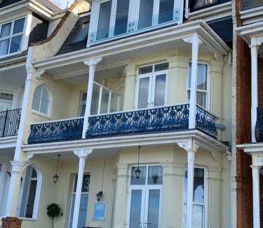 Newquay City Centre Bed & Breakfast | Lazy Waves