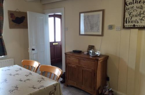 Moffat House | Lazydays Cottage