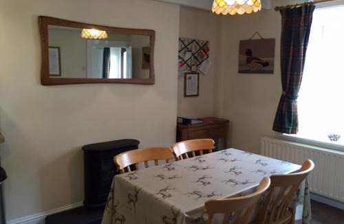 Moffat House | Lazydays Cottage