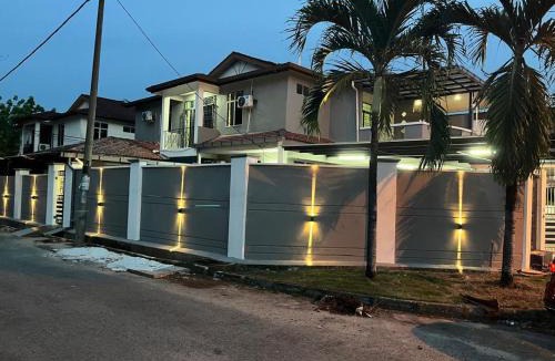 Kulim House | LB Homestay