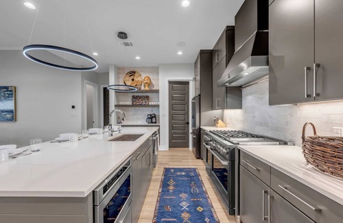 Burnet House | LBJ Bliss Retreat | Concierge Services | Promos Available
