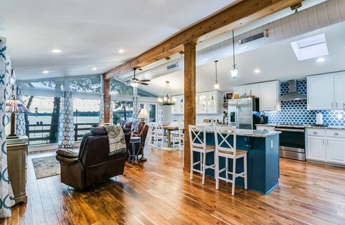 Granite Shoals House | LBJ Lakefront-Private dock and great sunsets! Monthly rates now available.