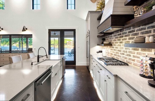 Kingsland House | LBJ Lodge | Concierge Services