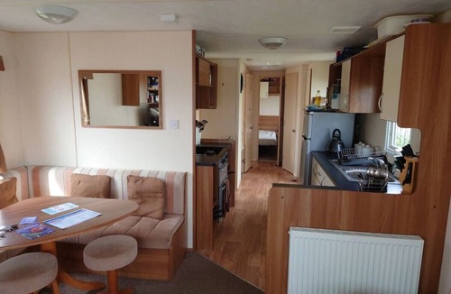 Camber RV Rental | LBL18 - 3B - Parkdean Resorts - Camber Sands