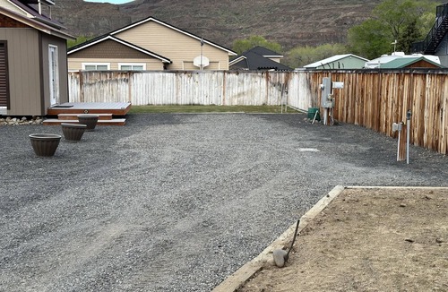 Sunland Estates RV Rental | LC Sunland North - RV Hookup