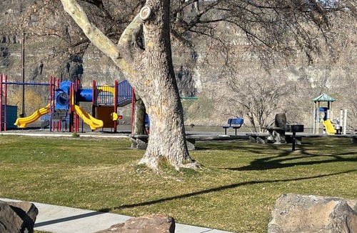 Sunland Estates RV Rental | LC Sunland North - RV Hookup