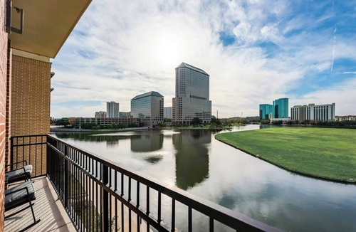Las Colinas Apartment | LC058-3 – World Cup Stay - 16 min to AT&T - Sleeps 6 - Public Transit