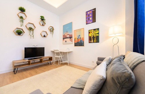 Ciudad Lineal Apartment | (LCE3) Spacious and modern 4 bedroom apartment