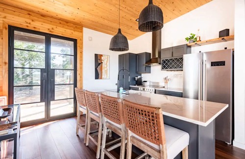 Liberty Hill Cabin | LD Ranch - Views, Modern, Lux, Farm Life, Romance!