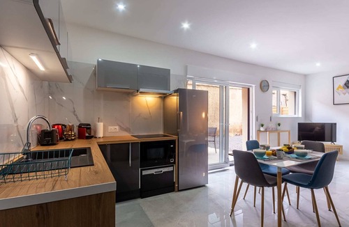 Montbeliard Apartment | Le 04gregimmoappart'hôtel