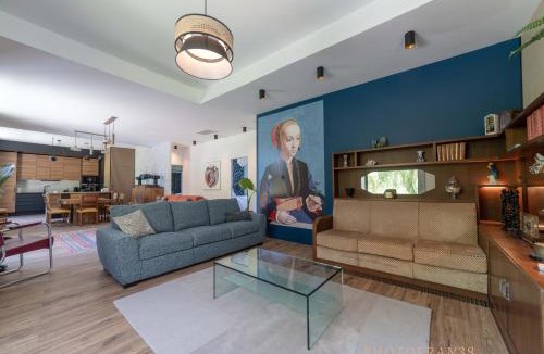 Saint-Clair-de-la-Tour House | Le 10, Reflets dans l'Eau