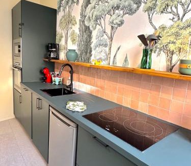 Montville Apartment | Le 101 appartement dans charmant village parking facile