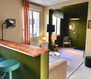 Montville Apartment | Le 101 appartement dans charmant village parking facile