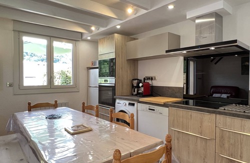Cauterets Ski Chalet | Le 101. Chalet 3 chambres; Terrasse. Parking.