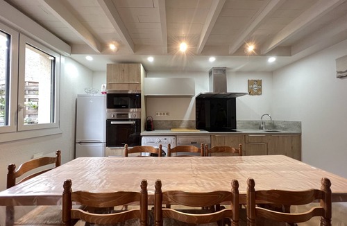 Cauterets Ski Chalet | Le 103. Chalet 3 chambres. Terrasse. Parking. wifi