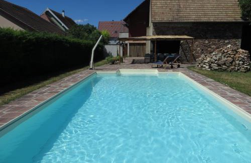 Horbourg-Wihr Apartment | Le 128, duplex alsacien 10 personnes, piscine
