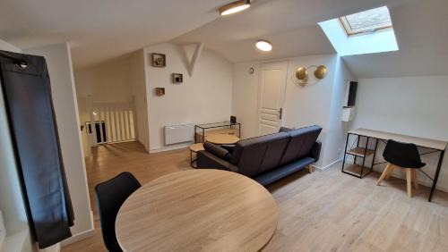 Champ de Foire Apartment | Le 13B