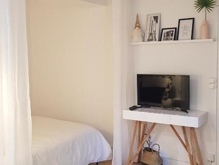 1st Arrondissement Apartment | LE 14 SATHONAY bis