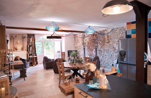 Limoux Apartment | Le 1693 - 4* Charm & Comfort in Cathar country