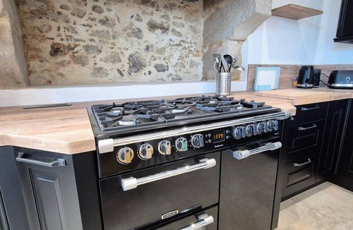 La Gaubretiere House | Le 1701 – Gîte 15 pers avec piscine, Puy du Fou
