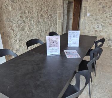 La Gaubretiere House | Le 1701 – Gîte 15 pers avec piscine, Puy du Fou