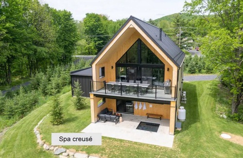 Shefford Ski Chalet | ⭐️ LE 1792 ⭐️ Design & Spa - Chalet Scandinave!