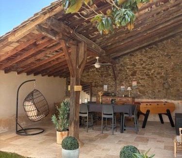 Ampuis Apartment | Le 1881 Ampuis