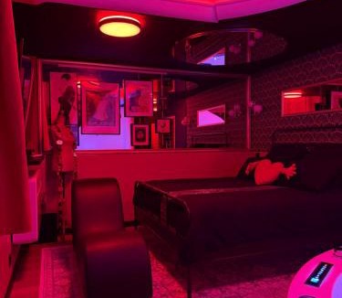 Downtown Le Havre Apartment | Le 1920- Spa & Sauna privé- Love Room