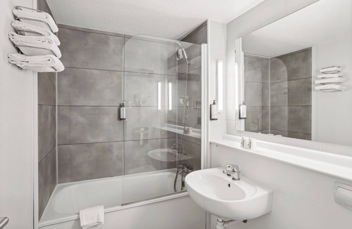 La Ferte-Bernard Hotel | Le 2 by HOTEL AKENA LA FERTE BERNARD