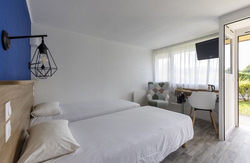 La Ferte-Bernard Hotel | Le 2 by HOTEL AKENA LA FERTE BERNARD