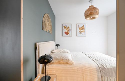 Le Bas Vaucelles Apartment | Le 2 du Clos Fleuri - Avec espace extérieur