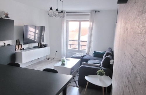 Carrieres-sous-Poissy Apartment | Le 212 Cosy Home Paris