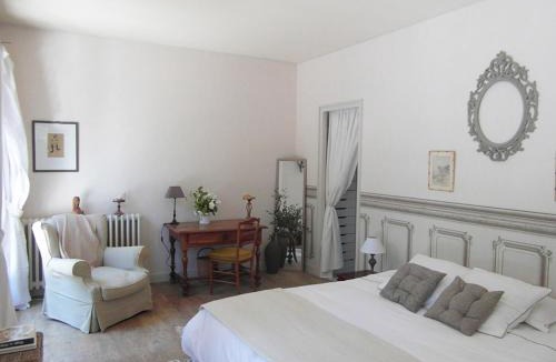 Saint-Martial-de-Valette House | Le 22