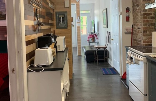 Saint Hyacinthe House | Le 2316-1 logement entier
