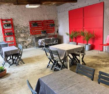 Gourdan-Polignan Hotel | Le 31