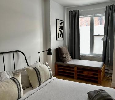 Vieux-Limoilou Apartment | Le 315B Limoilou "parking inclus"
