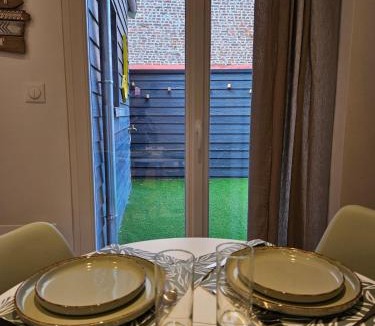 Bethune Apartment | Le 325 Appartement de qualité avec terrasse