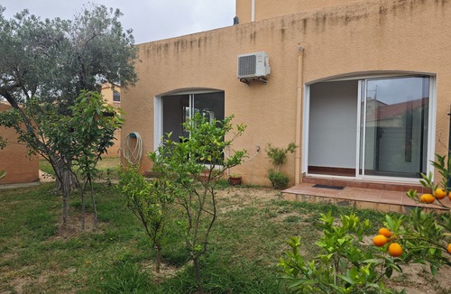 Saint-Esteve Apartment | Le 38 near the lake