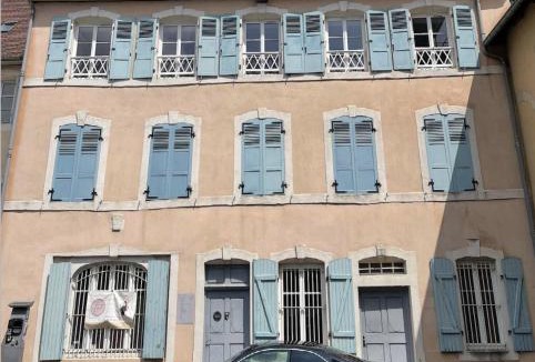 Montbeliard Apartment | Le 42-GregIMMO-Appart'Hôtel