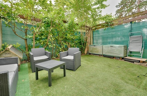 Champs Elysees Apartment | Le 44 - Appt avec jardin privé