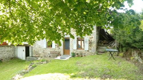 Saint-Sauveur-la-Sagne House | Le 46