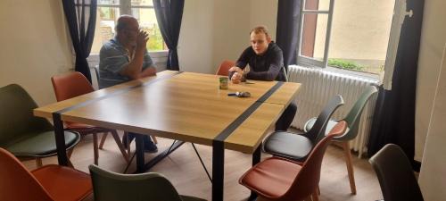 Neuvy-sur-Loire Apartment | le 52 guesthouse