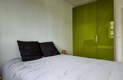 Montreuil Apartment | Le 52 Pasteur