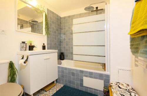 Saint-Alban Apartment | Le 5C'Art-T2 Parking privé - Proche Toulouse Centre
