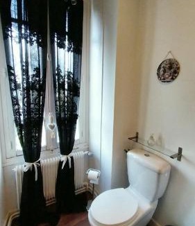 Saint-Sornin-Lavolps House | le 7 pompadour