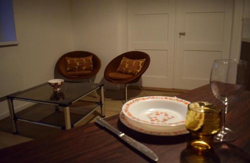 Holtzwihr Apartment | Le 70s 2 pièces proche Colmar