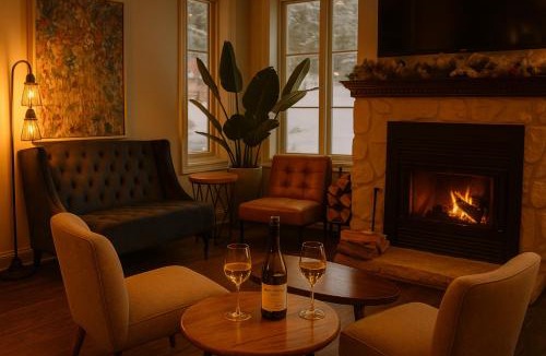Mont-Tremblant Hotel | Le 900 Tremblant Inn Café and Bistro