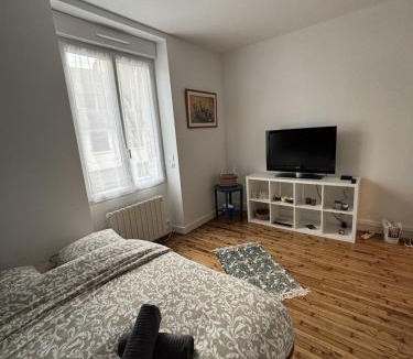 Nord-Saint-Martin Apartment | Le Anatole - Appart cosy, métro à proximité