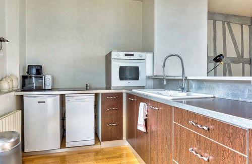 Quartier Vieux Marche-Cathedrale Apartment | Le Auguste, charmant duplex avec terrasse.